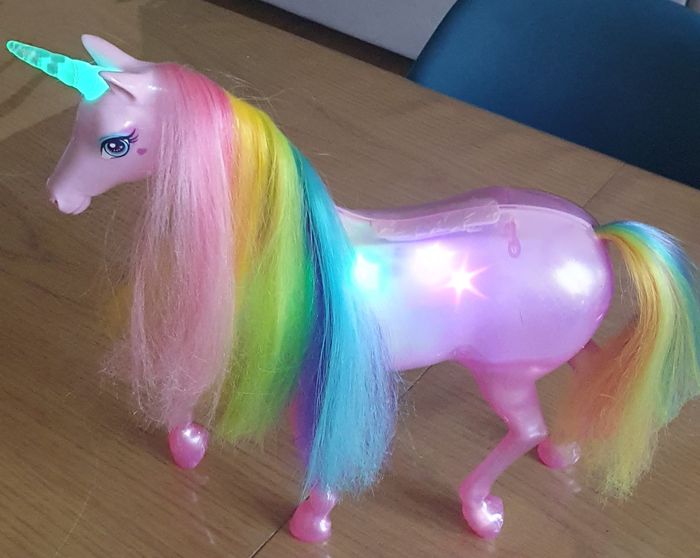 Barbie dreamtopia avec licorne - photo numéro 5