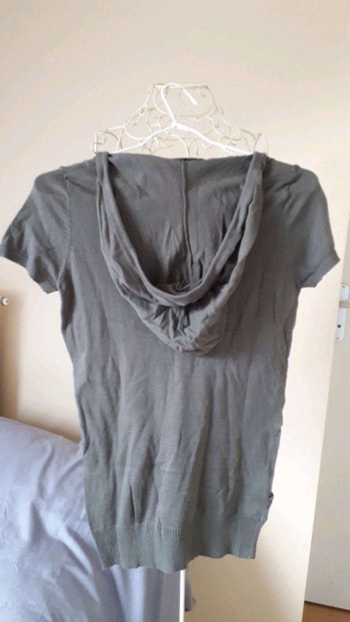 Pull Manches courtes à capuche - photo numéro 2