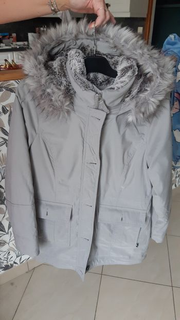 Manteau femme Hollister 25€