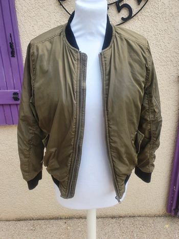 Blouson kaki taille 10 ans