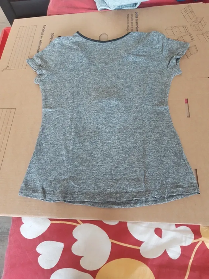 Joli tee-shirt taille unique - photo numéro 4