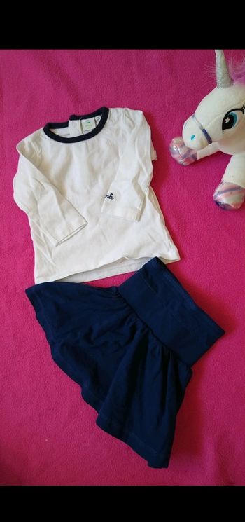 Ensemble demi-saison jupe et maillot manches longues taille 6 mois marque Disney