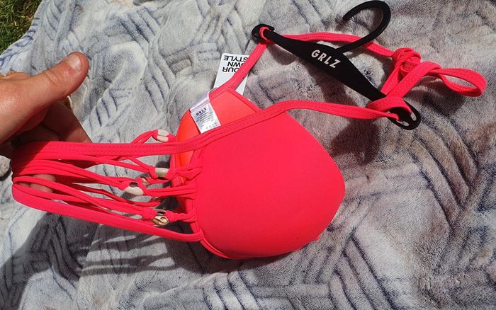 Haut de maillot de bain - photo numéro 4