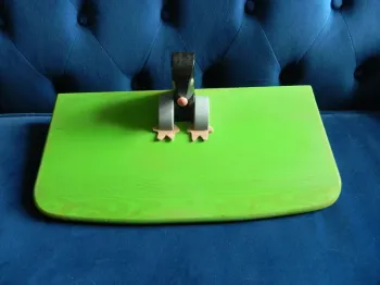 étagère en bois pour chambre d'enfant