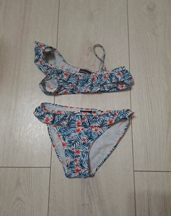 Joli maillot de bain 4/5A