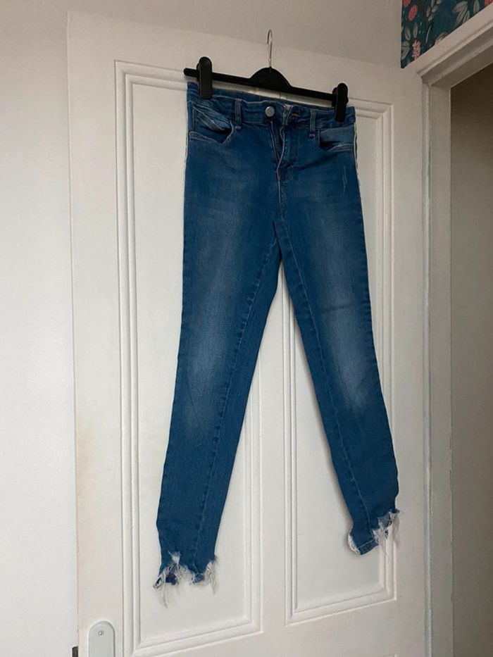 Jean zara bandes vertes sur le côté