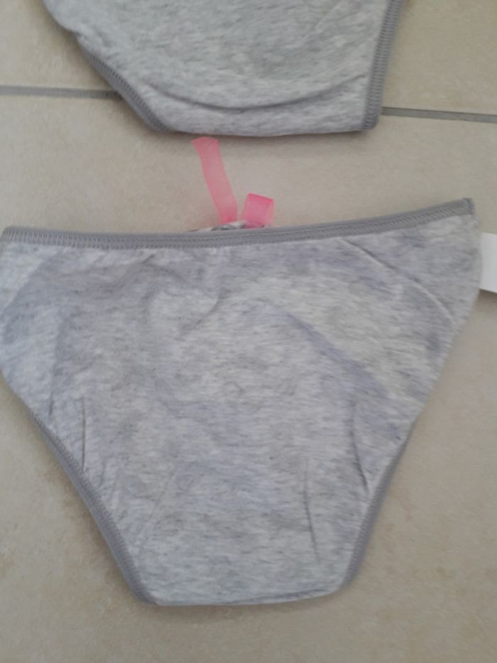 Lot 2 slips - 12 ans - photo numéro 7