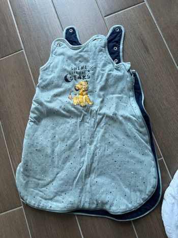 Gigoteuse Simba Disney 0-6 mois excellent état 