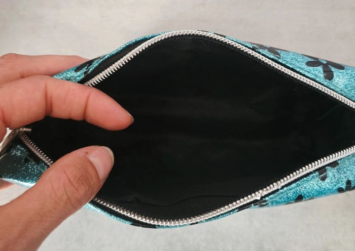 Trousse pailleté - photo numéro 3