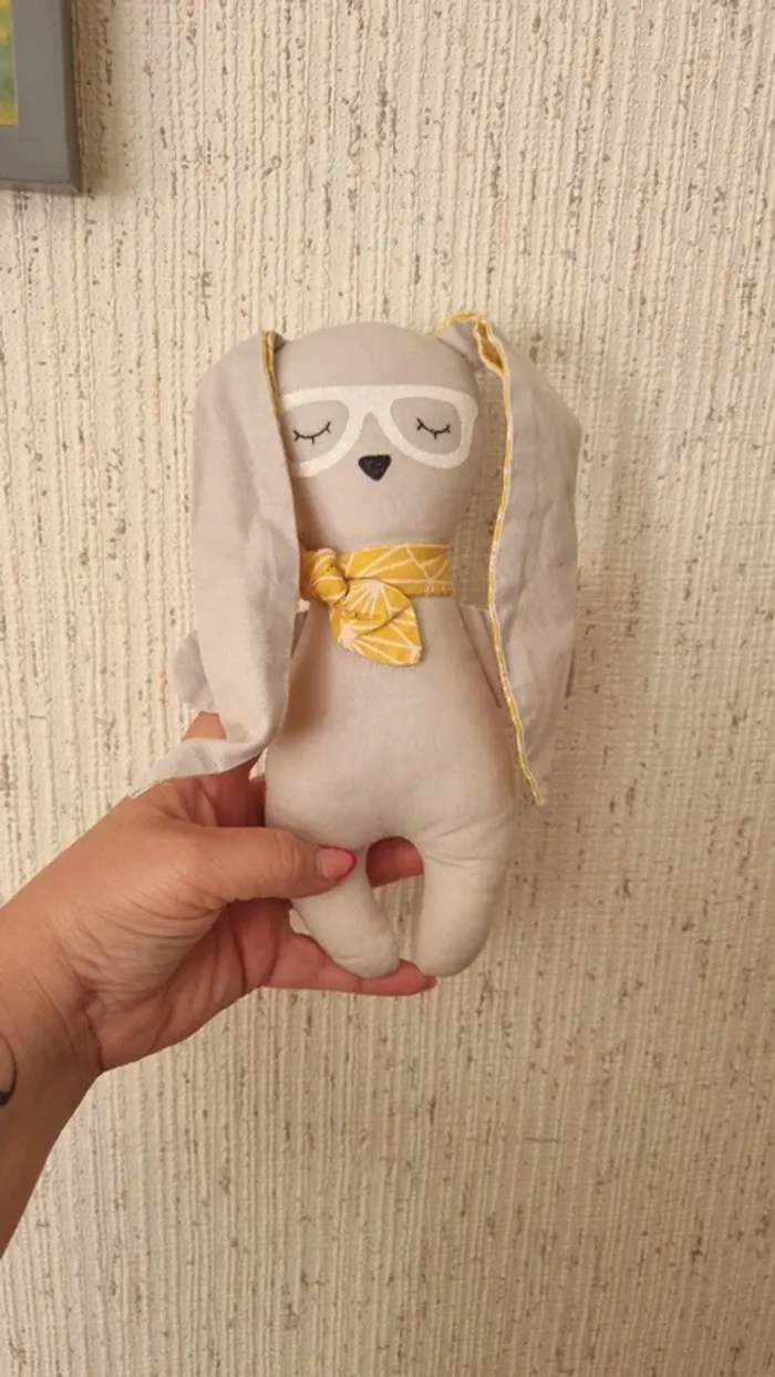 Peluche lapin a lunette - photo numéro 9