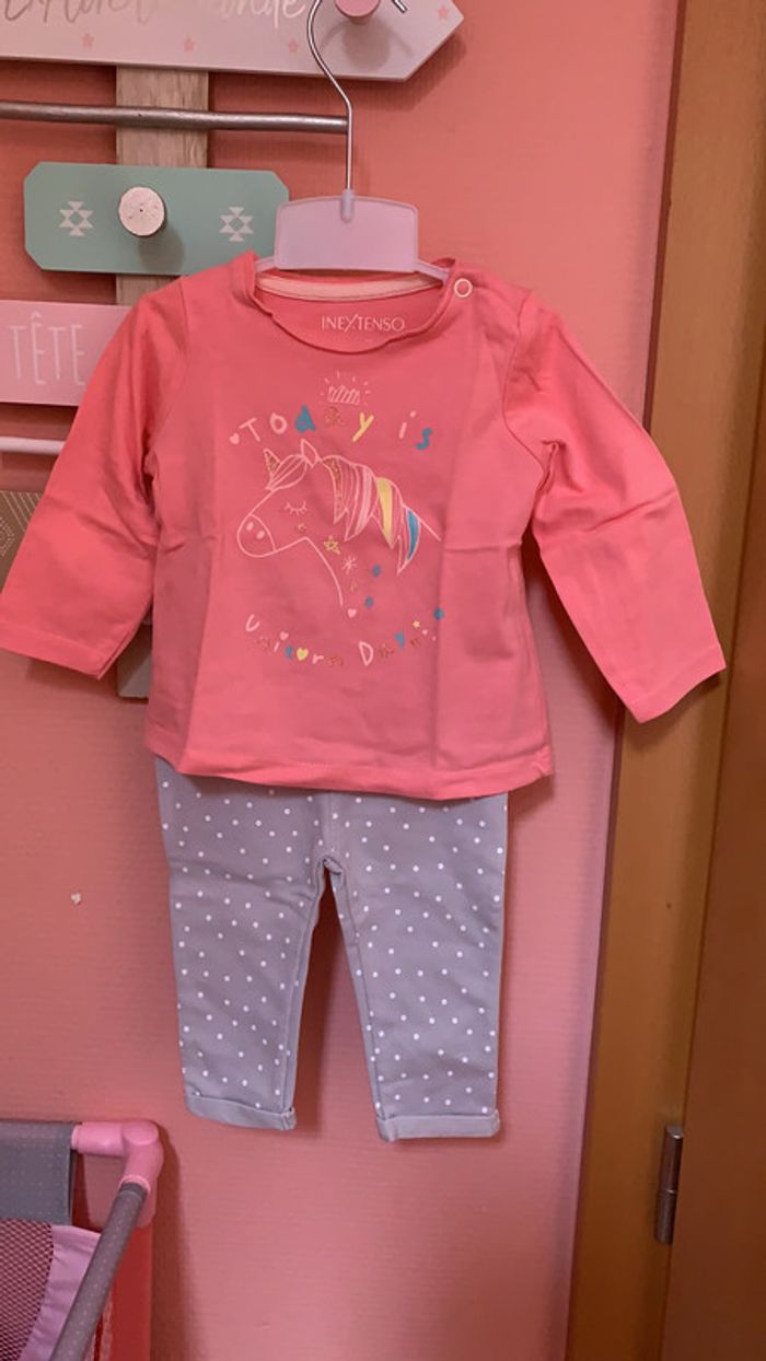 Ensemble licorne taille 6 mois