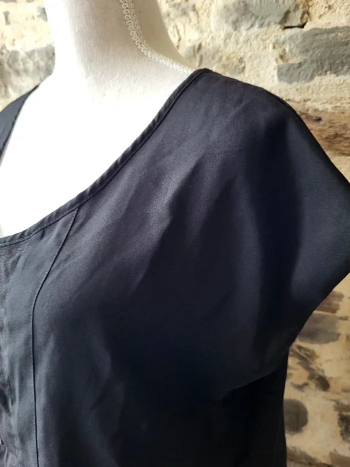 Blouse manches courtes noire et blanche Charlott' Taille 42 44 - photo numéro 3