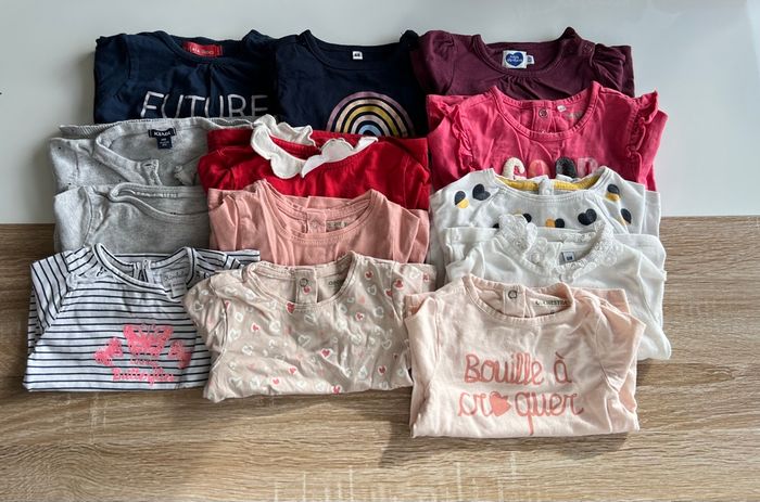 Lot pull fins fille 6 mois