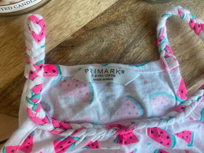 T-shirt Primark 7/8 ans - photo numéro 3