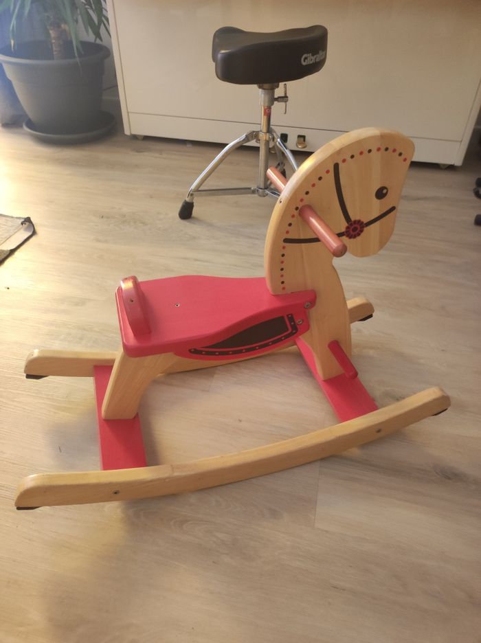 Cheval à bascule - photo numéro 3