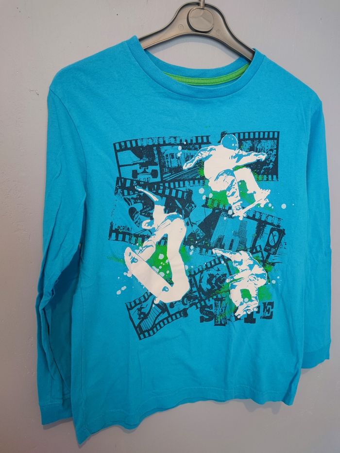 T shirt 10/12 ans - photo numéro 2