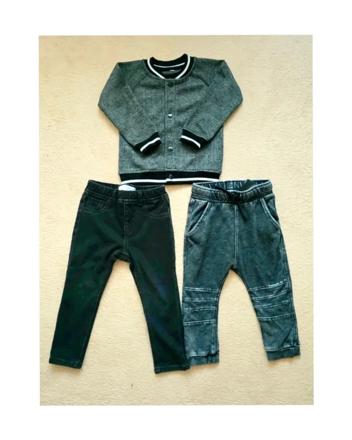 18/24 mois lot 1 gilet prince de galles 1 jean slim et 1 jogging délavé