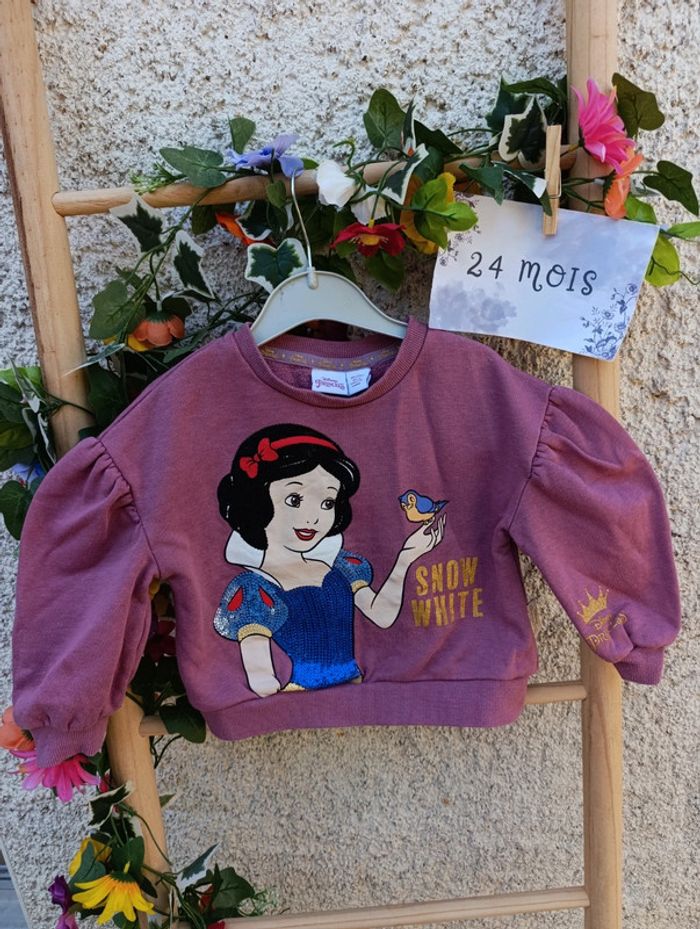 Pull Disney 2ans Blanche neige