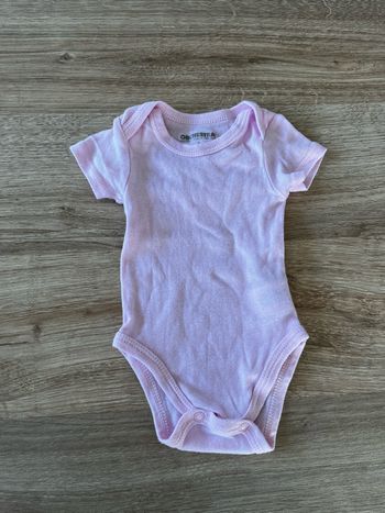 Lot 5 body 1 mois