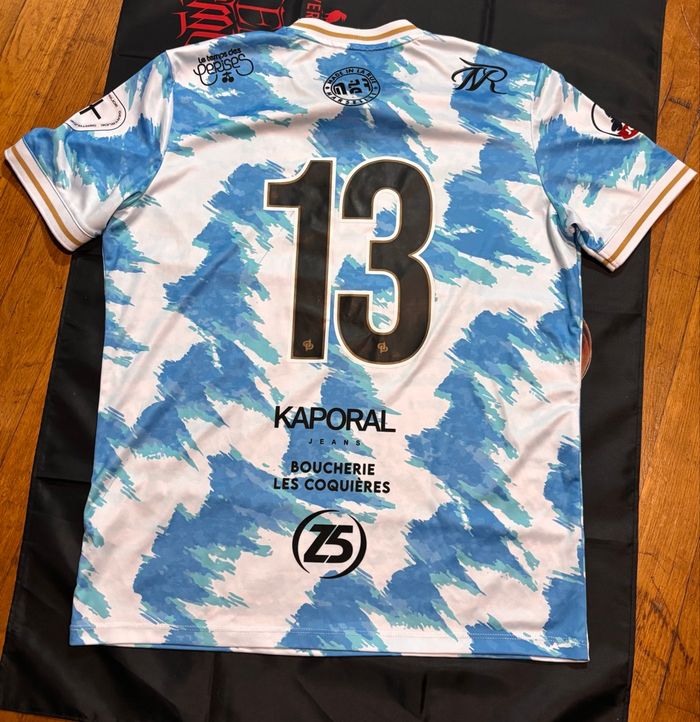 T-shirt organisée - photo numéro 6