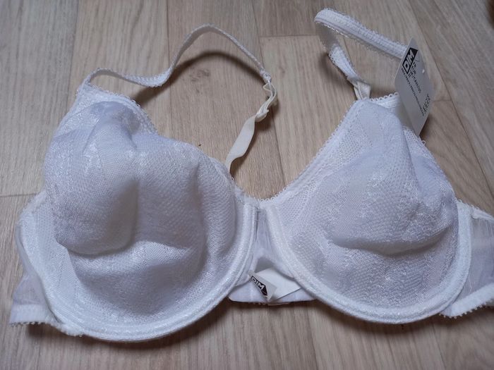 Soutien gorge Dim neuf - photo numéro 7