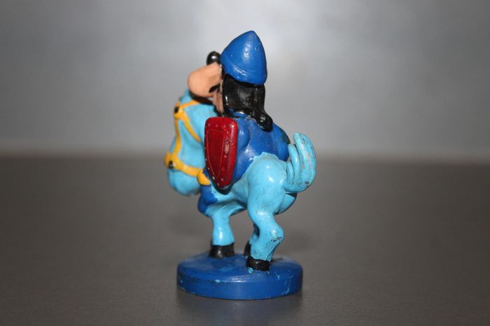 Figurine Dingo - Disney - photo numéro 2