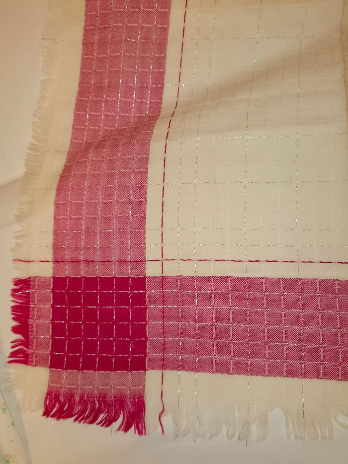 Foulard carré,pure laine, vintage URSS - photo numéro 3