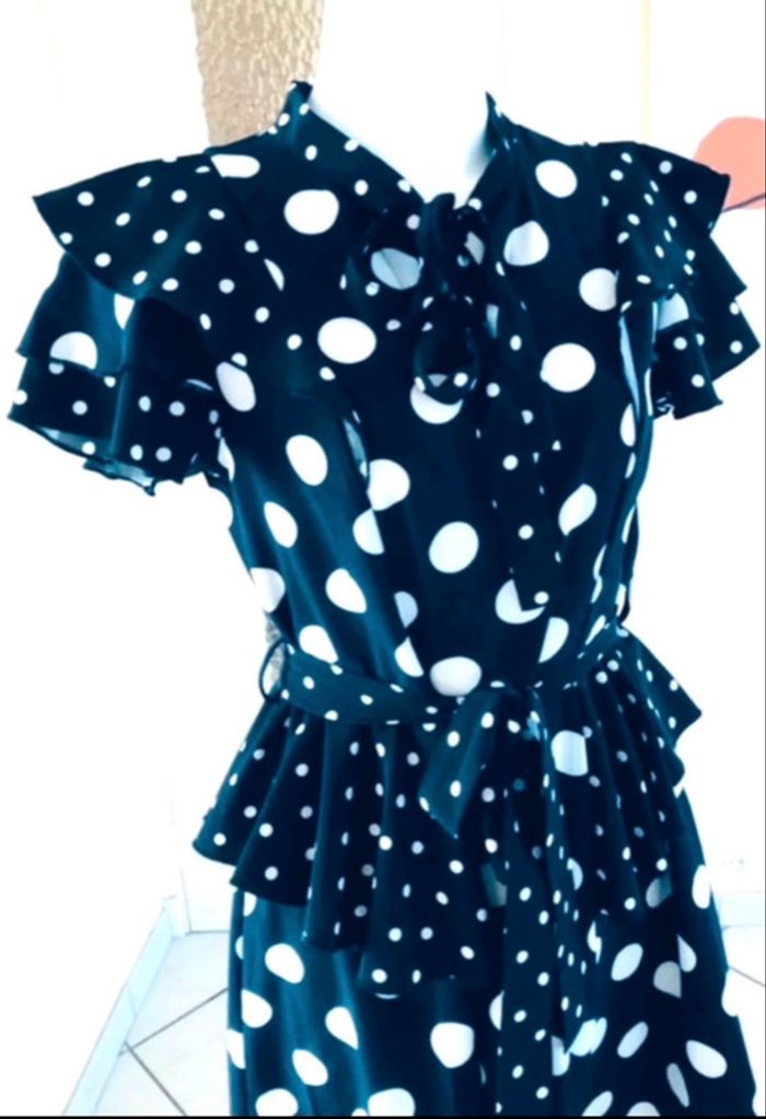 Neuve robe femme chic taille 36 In Vogue - photo numéro 2