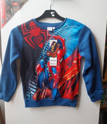 Pull Spiderman.