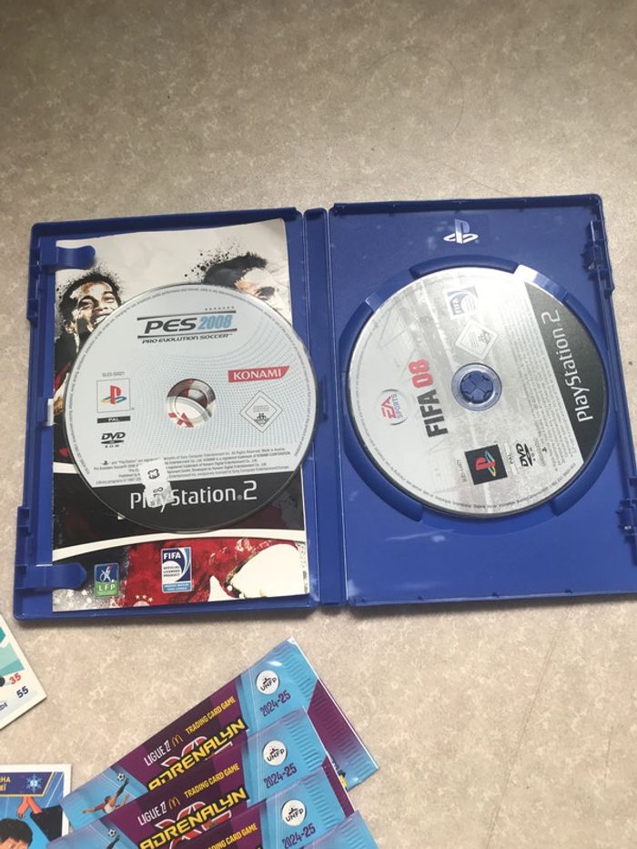 Lot de foot panini foot ps2 fifa - photo numéro 7