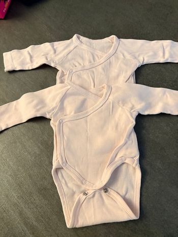 Lot de 2 bodies naissance 