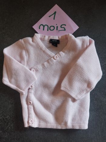 Gilet croisé rose 1 mois