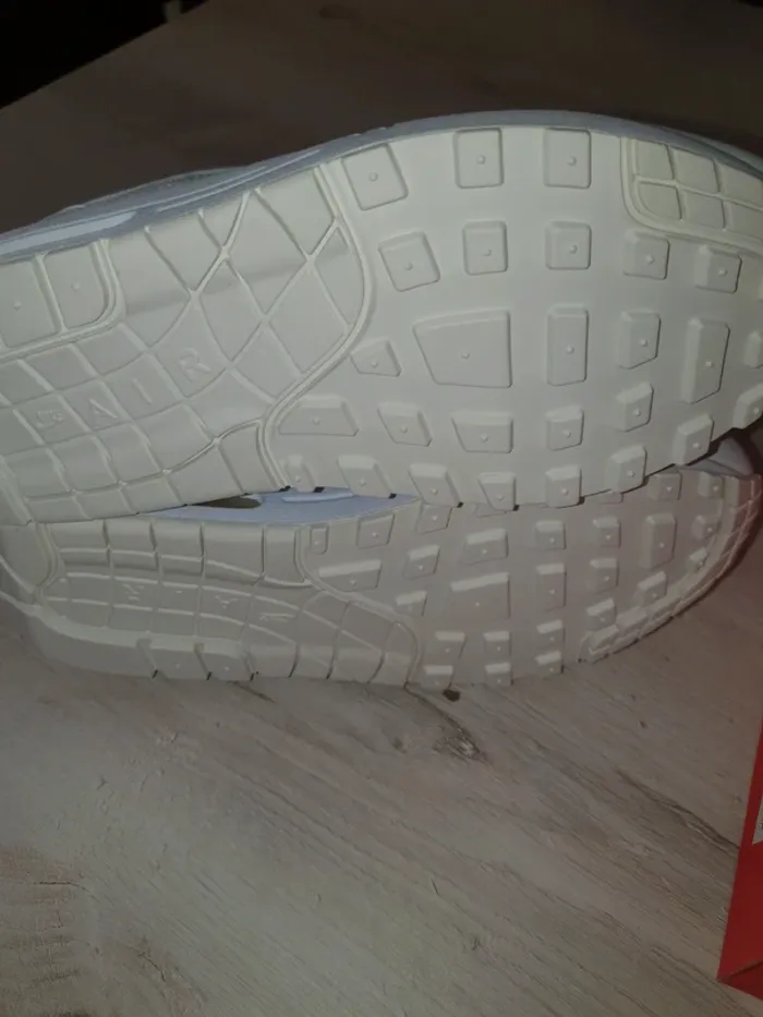 Nike Air Max 1 38.5 - photo numéro 4