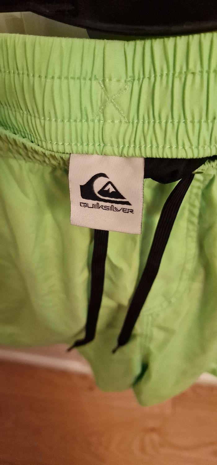 SHORT DE BAIN QUICKSILVER TAILLE S - photo numéro 3