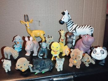 Lot de figurines d'animaux en feutrine douce et plastique