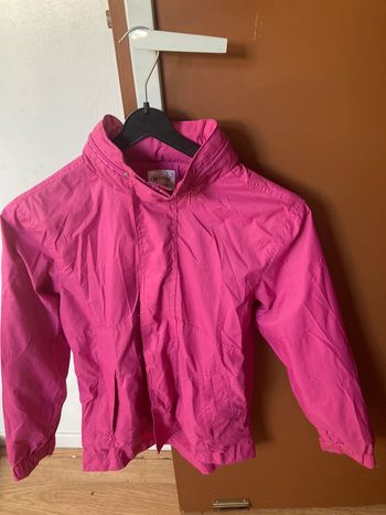 Veste coupe vent fille 10-12 ans neuve jamais portée de marque U