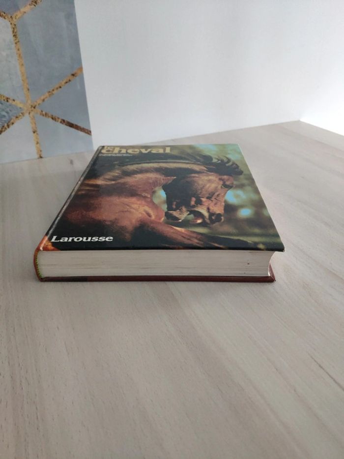 Livre Larousse le cheval Sevestre Rosier - photo numéro 3