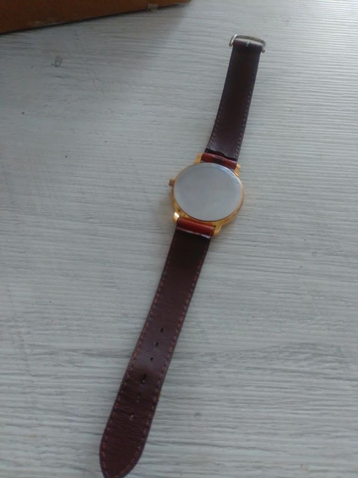 Montre quartz Action - photo numéro 4