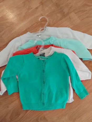 Lot gilets léger fille 6mois