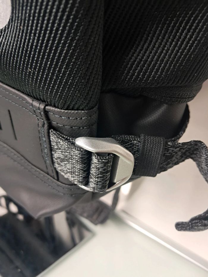 Eastpak sac à dos scolaire travail noir imperméable ordinateur neuf - photo numéro 4