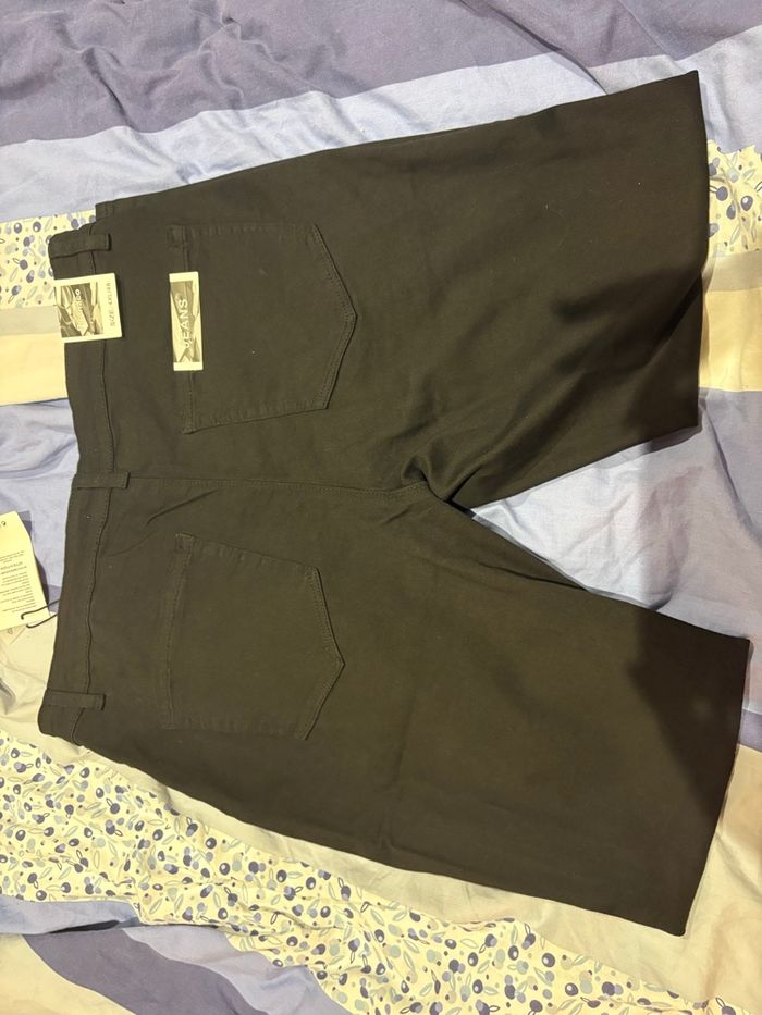 Jean noir - photo numéro 2