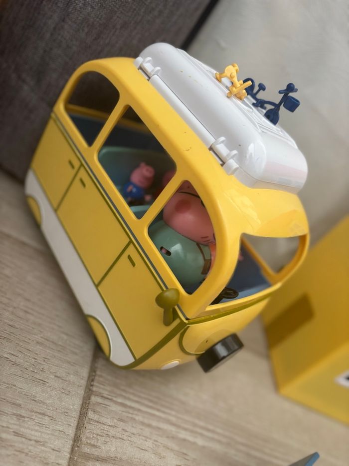 Maison et accessoires Peppa Pig - photo numéro 4