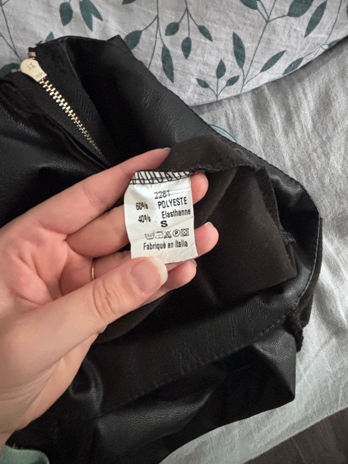 Jupe en cuir - photo numéro 3