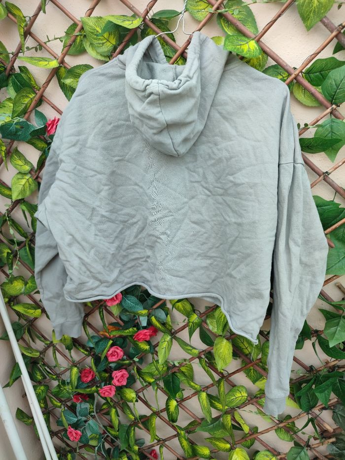 Sweat a capuche - photo numéro 3