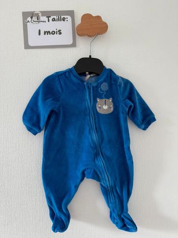 Pyjama / dors bien / grenouillère - taille 1 mois 🌼