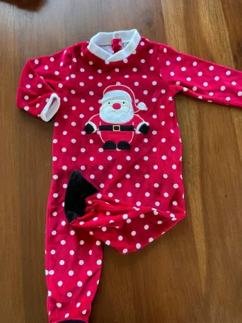 Pyjama Noël neuf taille 18 mois