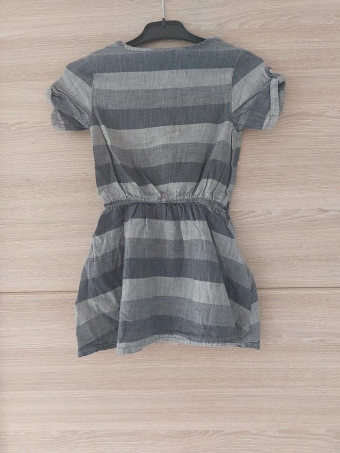 Robe légère 4 ans - photo numéro 3