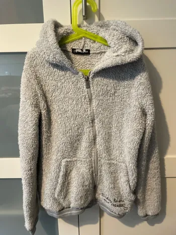 Gilet à capuche