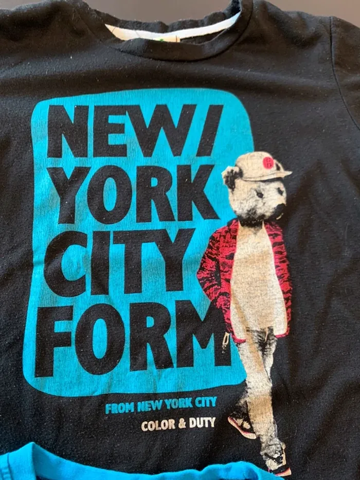 2 t-shirt manches courtes tailles 4 ans - photo numéro 3