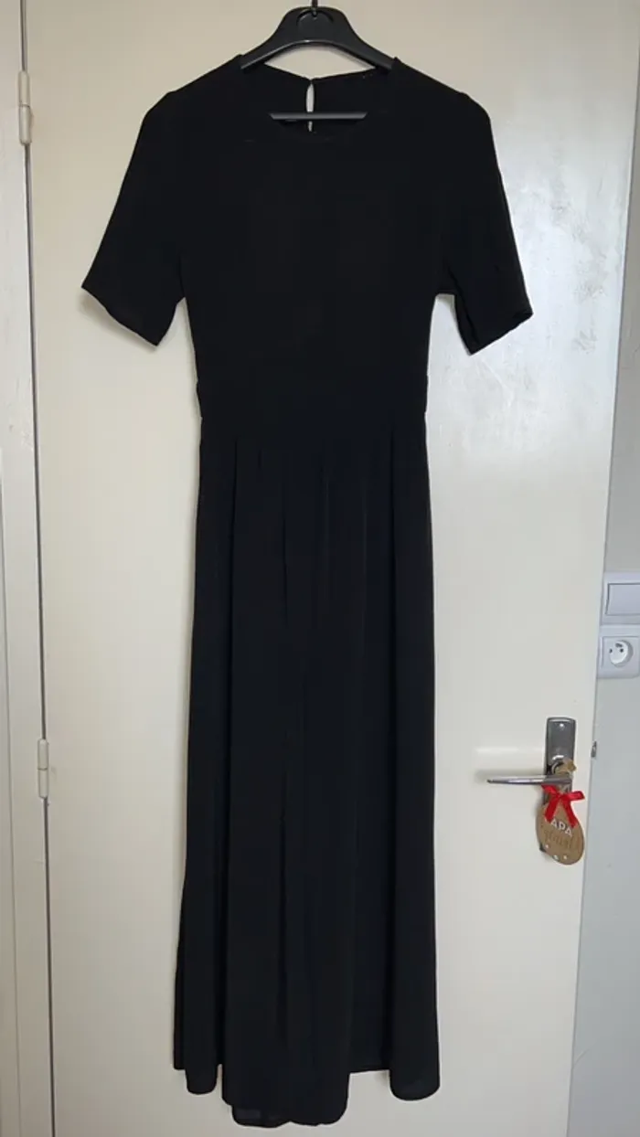 Combinaison Asos T36 🖤 - photo numéro 2